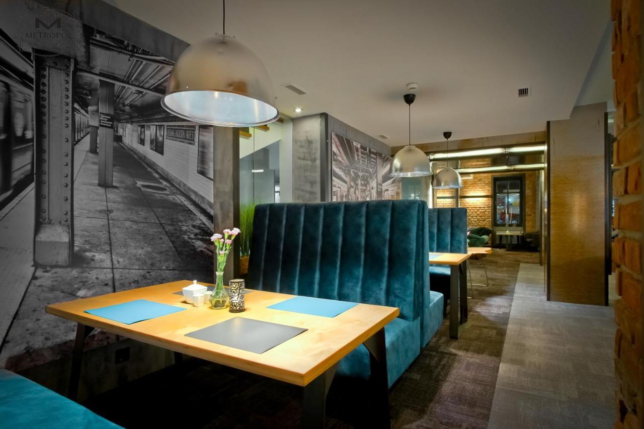 Metropol Hotel Śrem Kültér fotó