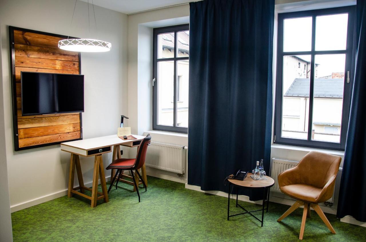 Metropol Hotel Śrem Kültér fotó