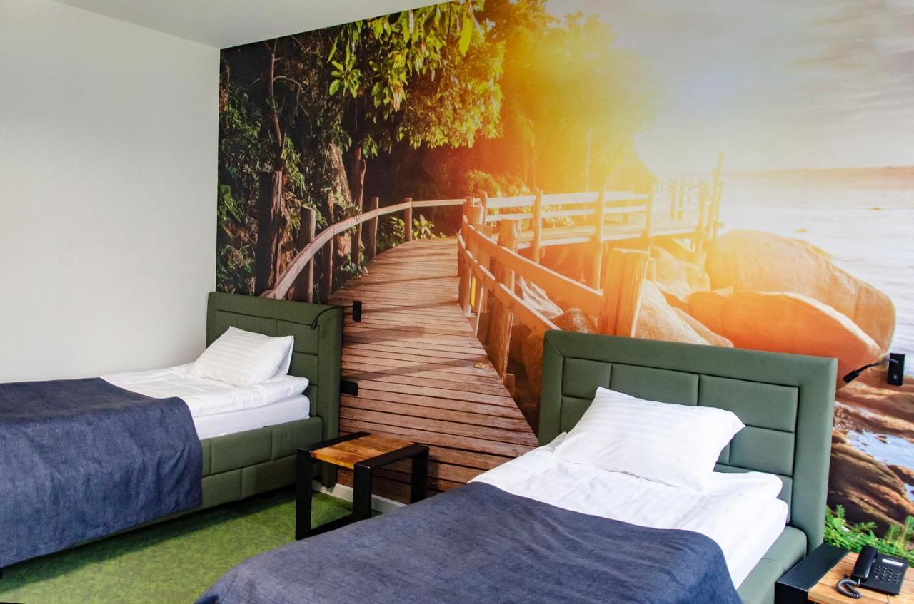 Metropol Hotel Śrem Kültér fotó