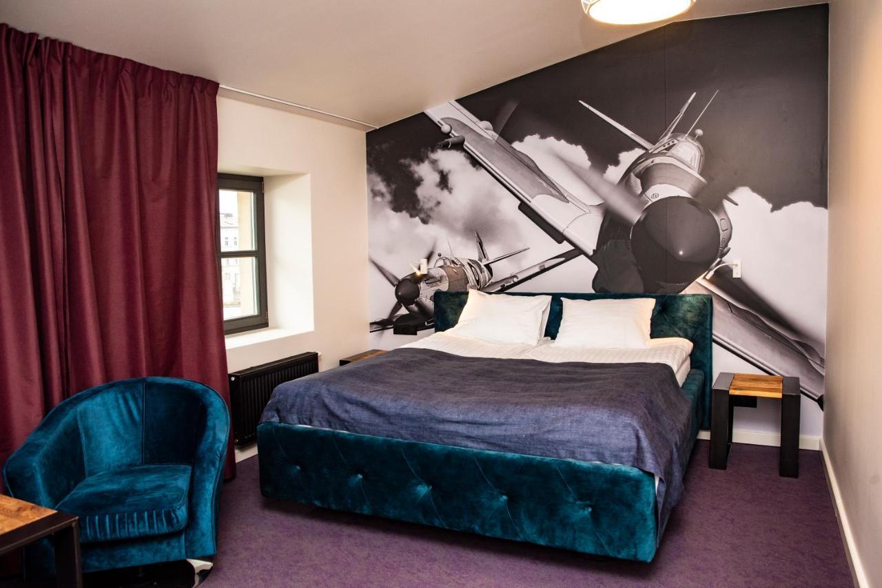 Metropol Hotel Śrem Kültér fotó